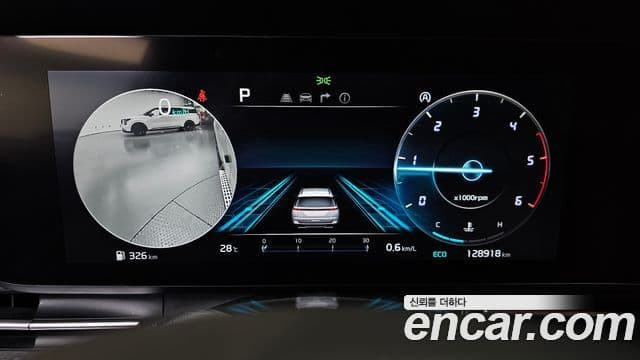 Kia Carnival 2021 — ფოტო 8/20