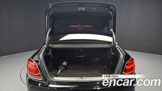 Kia The K9 2018 — Şəkil 20/20