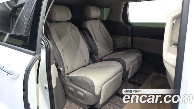 Kia Carnival 2024 — Фото 10/20