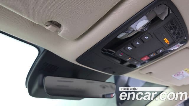 Kia Carnival 2024 — Фото 19/20