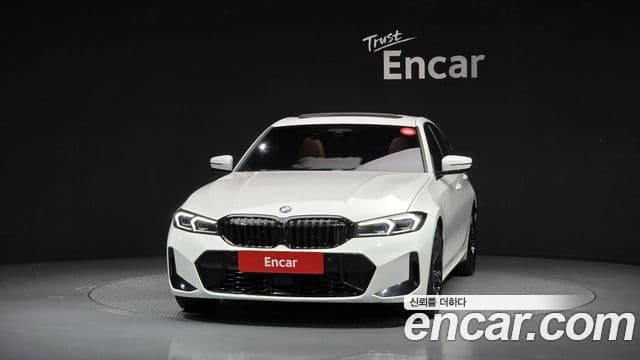 BMW 3 Series 2024 — Photo 14/20
