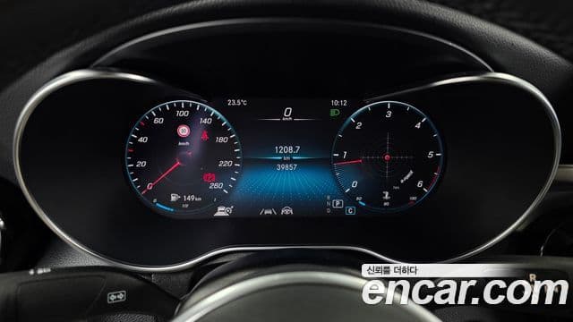 Mercedes-Benz GLC-Class 2021 — ფოტო 8/20