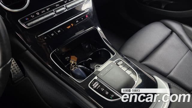 Mercedes-Benz GLC-Class 2021 — ფოტო 26/35