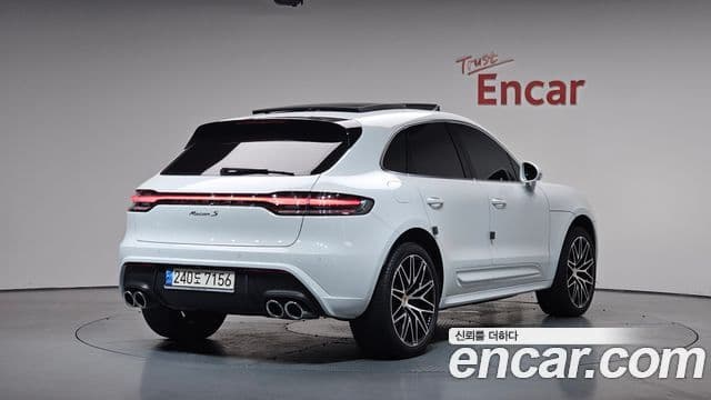 Porsche Macan 2022 — Şəkil 2/20