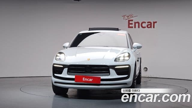 Porsche Macan 2022 — Şəkil 3/20