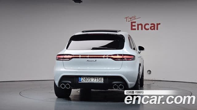 Porsche Macan 2022 — Şəkil 4/20
