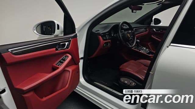 Porsche Macan 2022 — Şəkil 10/20