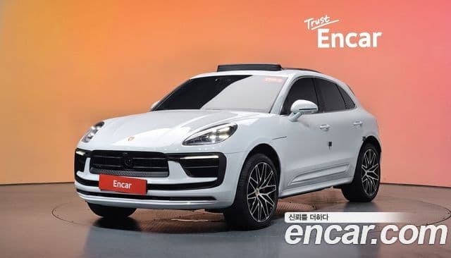 Porsche Macan 2022 — Şəkil 1/20