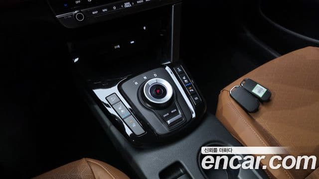 Kia Seltos 2025 — Şəkil 9/20