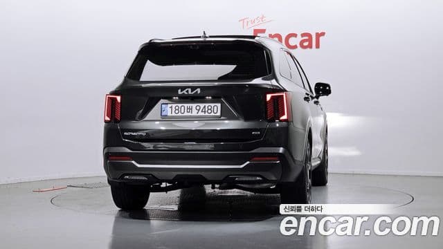 Kia Sorento 2024 — Фото 4/20