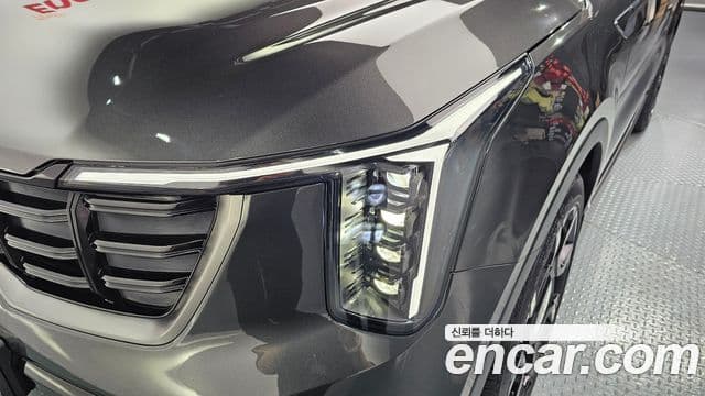 Kia Sorento 2024 — ფოტო 29/31