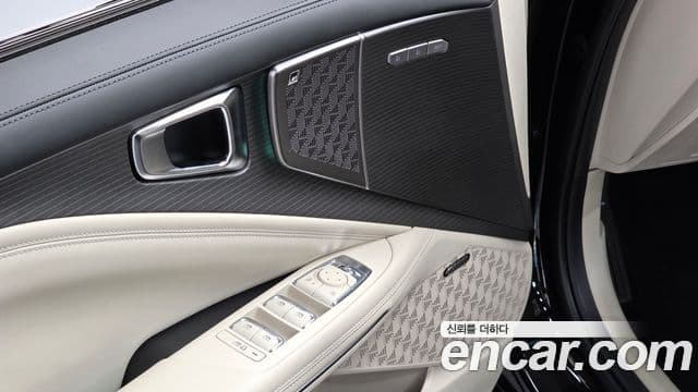 Kia K8 2025 — Photo 13/20