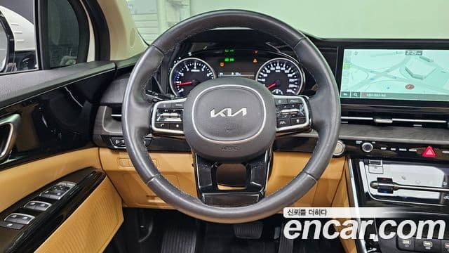 Kia Carnival 2023 — Фото 13/20