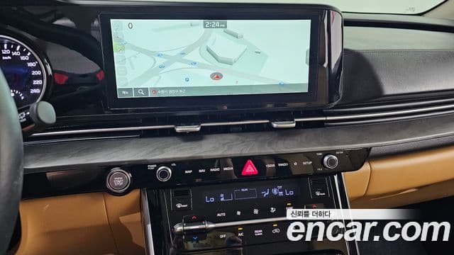 Kia Carnival 2023 — Фото 14/20