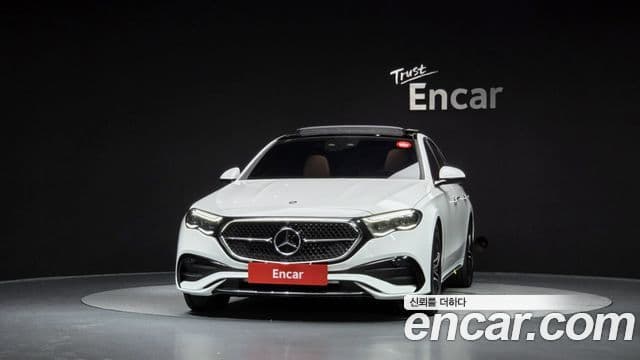 Mercedes-Benz E-Class 2024 — ფოტო 3/20