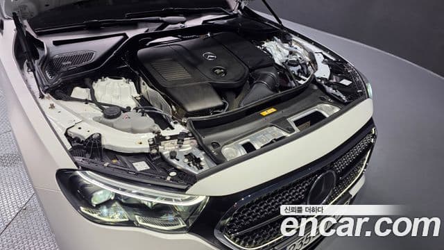Mercedes-Benz E-Class 2024 — ფოტო 6/20