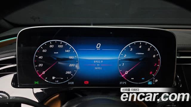 Mercedes-Benz E-Class 2024 — ფოტო 8/20