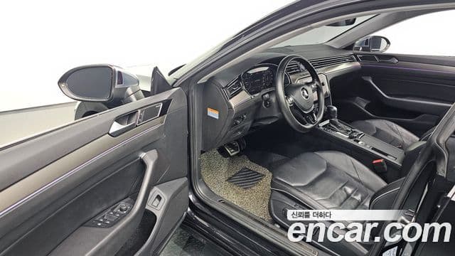 Volkswagen Arteon 2019 — ფოტო 10/20