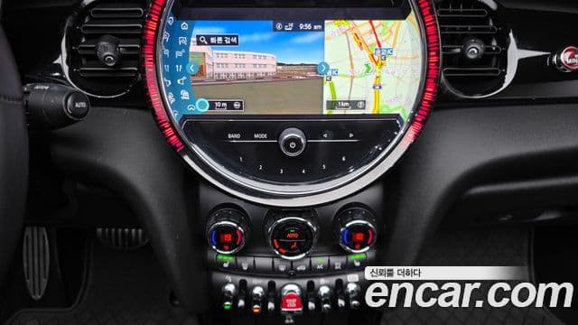 Mini Cooper S Convertible 2022 — фото 15 из 20