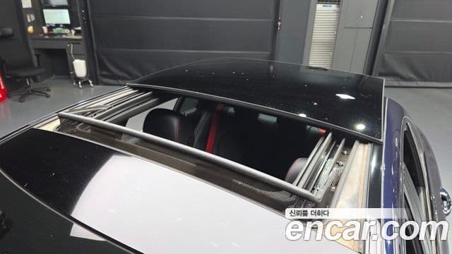 Mercedes-Benz C-Class 2018 — ფოტო 16/20