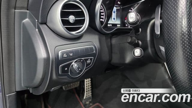 Mercedes-Benz C-Class 2018 — ფოტო 20/20