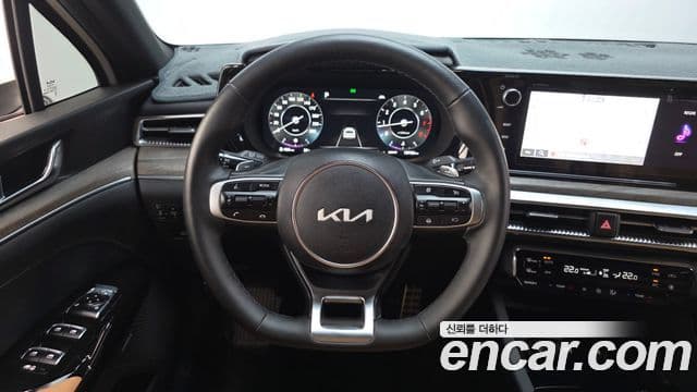 Kia K5 2021 — фото 14 из 20