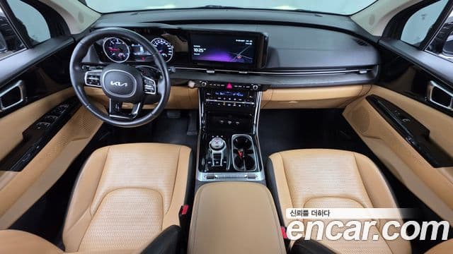 Kia Carnival 2023 — Photo 11/33