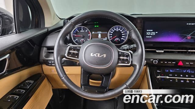 Kia Carnival 2023 — Photo 20/33