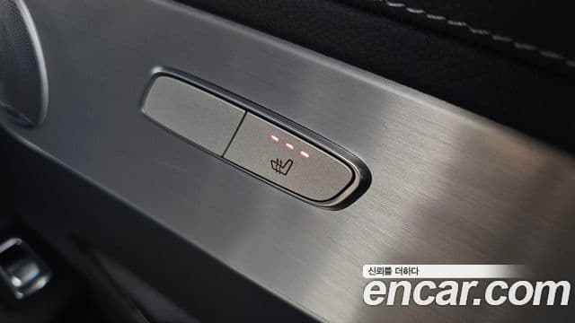 Mercedes-Benz GLC-Class 2019 — Şəkil 19/20