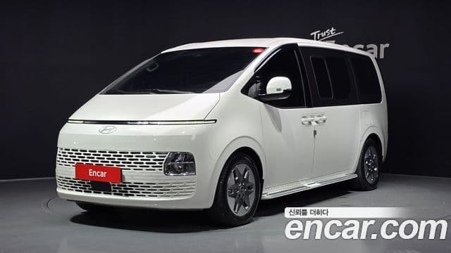 Hyundai Staria 2025 — Şəkil 1/20