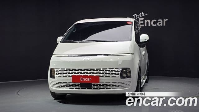 Hyundai Staria 2025 — Şəkil 3/20