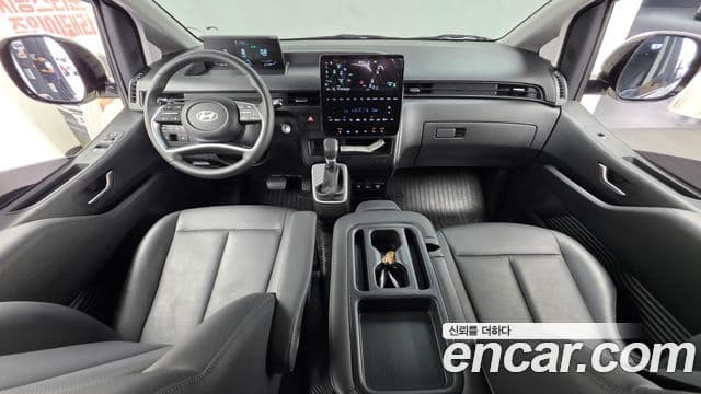 Hyundai Staria 2025 — Şəkil 7/20