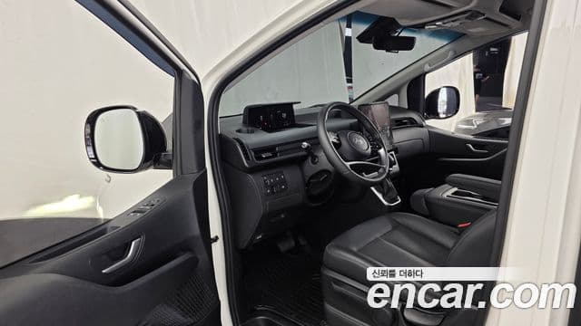 Hyundai Staria 2025 — Şəkil 10/20