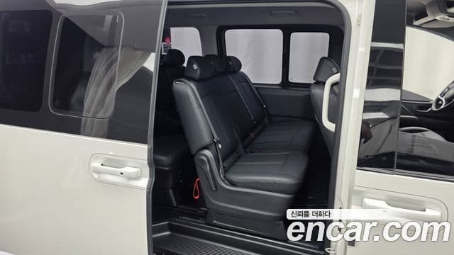 Hyundai Staria 2025 — Şəkil 12/20