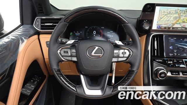 Lexus LX 2026 — ფოტო 13/20