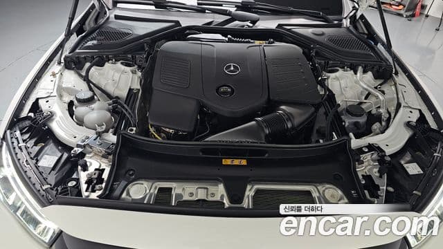 Mercedes-Benz E-Class 2025 — Фото 6/20
