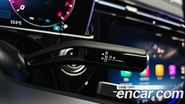 Mercedes-Benz E-Class 2025 — Фото 9/20