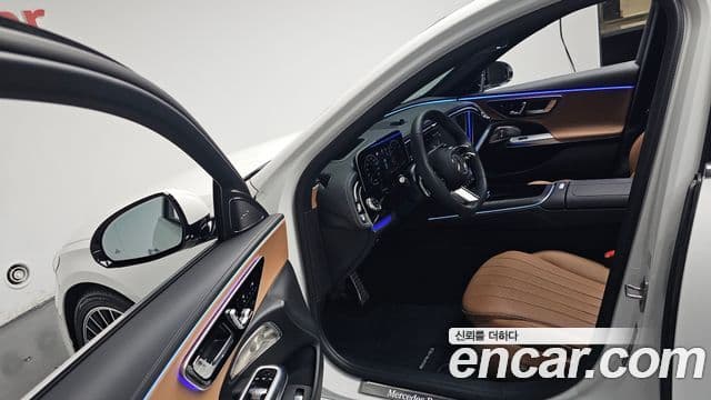 Mercedes-Benz E-Class 2025 — Фото 10/20