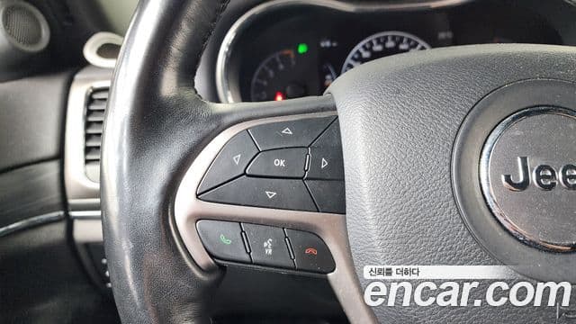 Jeep Grand Cherokee 2021 — Photo 6/37