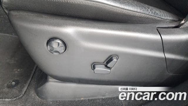 Jeep Grand Cherokee 2021 — Photo 15/37