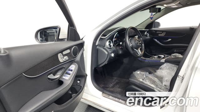 Mercedes-Benz C-Class 2021 — Şəkil 10/20