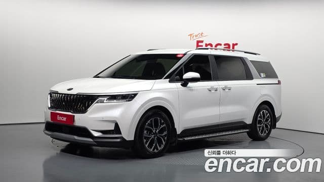 Kia Carnival 2021 — Фото 1/20