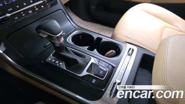 Kia Carnival 2021 — Фото 9/20