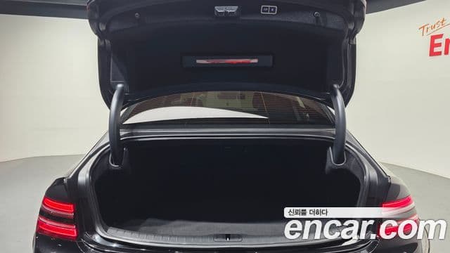 Genesis Electrified G80 2023 — Şəkil 20/20