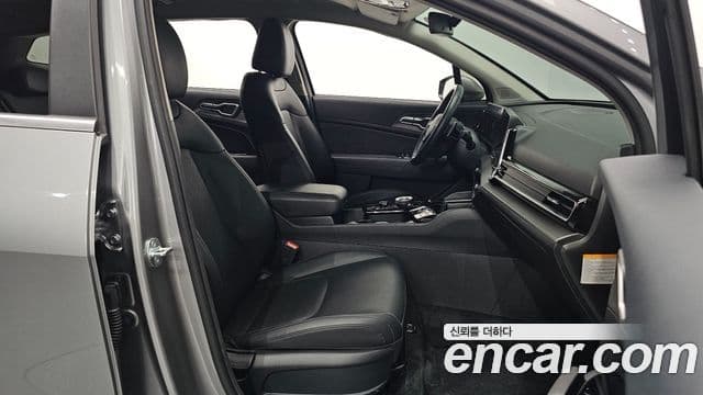 Kia Sportage 2023 — фото 10 из 20