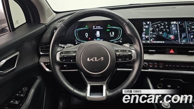 Kia Sportage 2023 — Şəkil 13/20