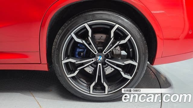BMW X4M 2021 — Photo 24/33