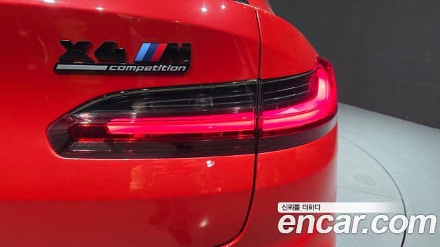 BMW X4M 2021 — Photo 27/33