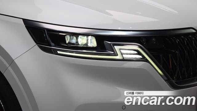 Kia Carnival 2021 — Şəkil 1/38