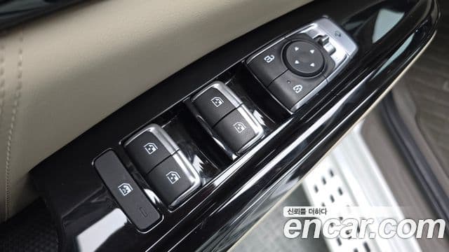 Kia Carnival 2021 — Şəkil 26/38